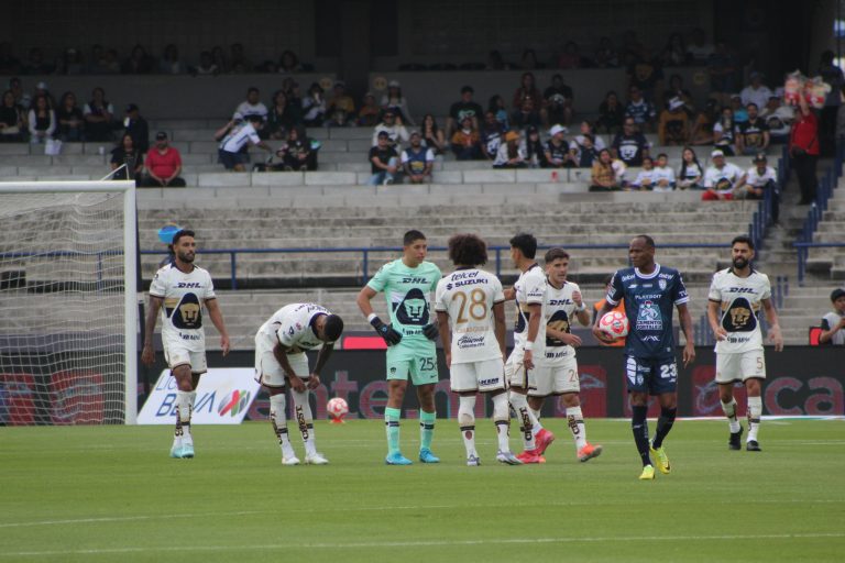 Pumas suma su segunda derrota en una nueva pesadilla de Rodrigo Parra