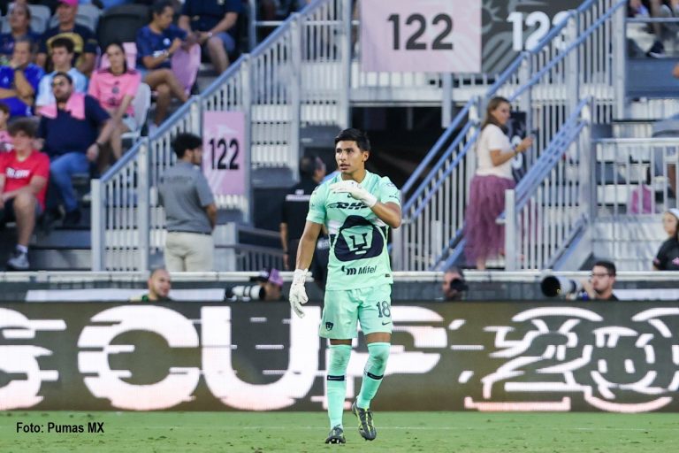 Miguel Paul se presenta con los Pumas y lo hace mucho mejor que Rodrigo Parra. (Foto: Facebook Pumas MX)