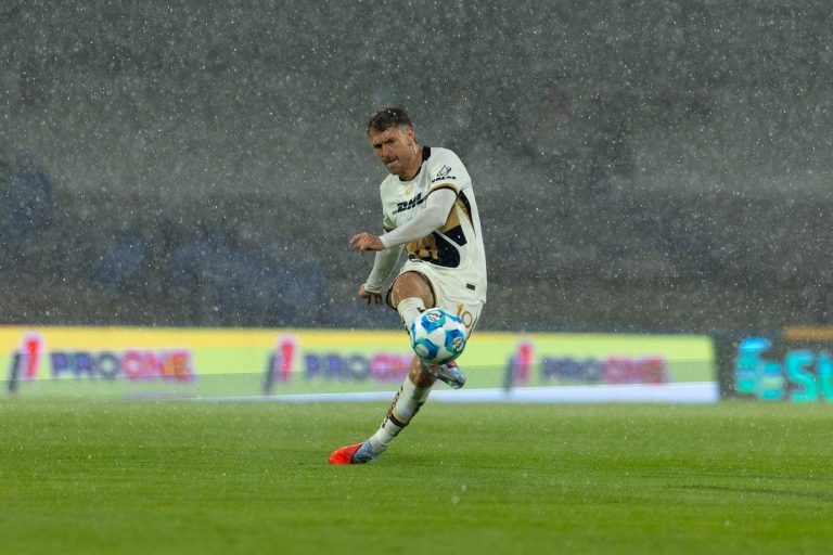 Aaron Ramsey marcó su primer gol con Pumas, en apenas su segundo partido en México. (Foto: Pumas MX)