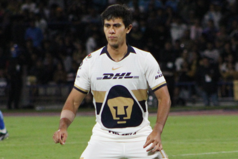 JJ Macías suma dos goles con Pumas y apunta a suplir a Memo Martínez en el clásico capitalino ante América. (Foto: Rodrigo Fernández)