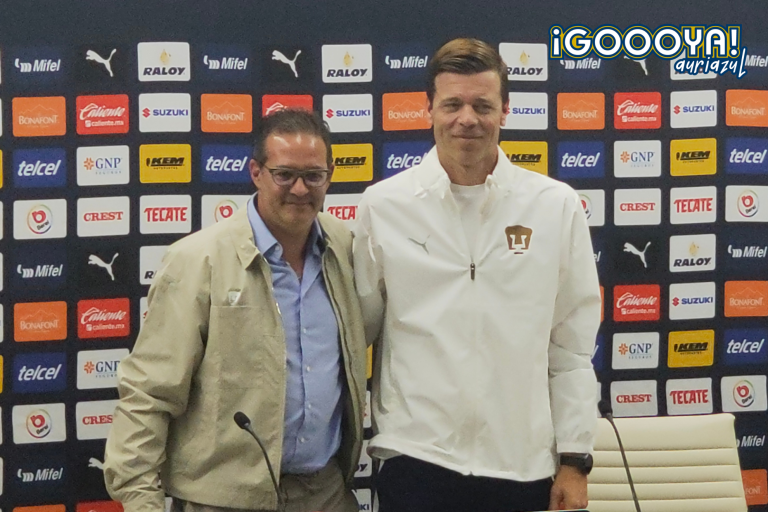 Esteban Solari es presentado como nuevo técnico de Pumas junto a Antonio Sancho