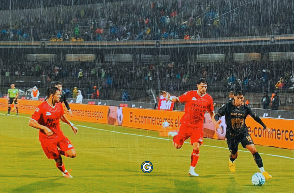 Pumas vs Necaxa en el Olímpico Universitario, Apertura 2026